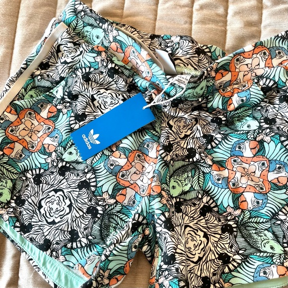 Adidas Shorts - Picture 3 of 5